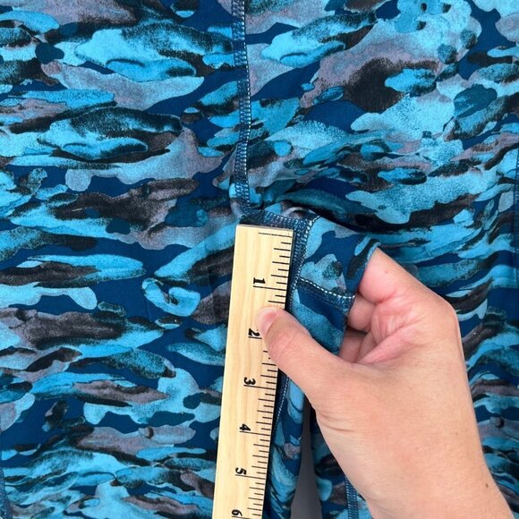 Tahari Sport Womens Camo Leggings Size L Blue Side Pocket NWT Athletic MSRP $90 - Picture 9 of 11